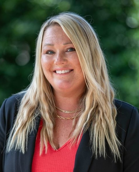 Ashley  Thompson Photo