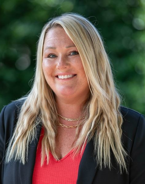 Ashley Thompson Photo